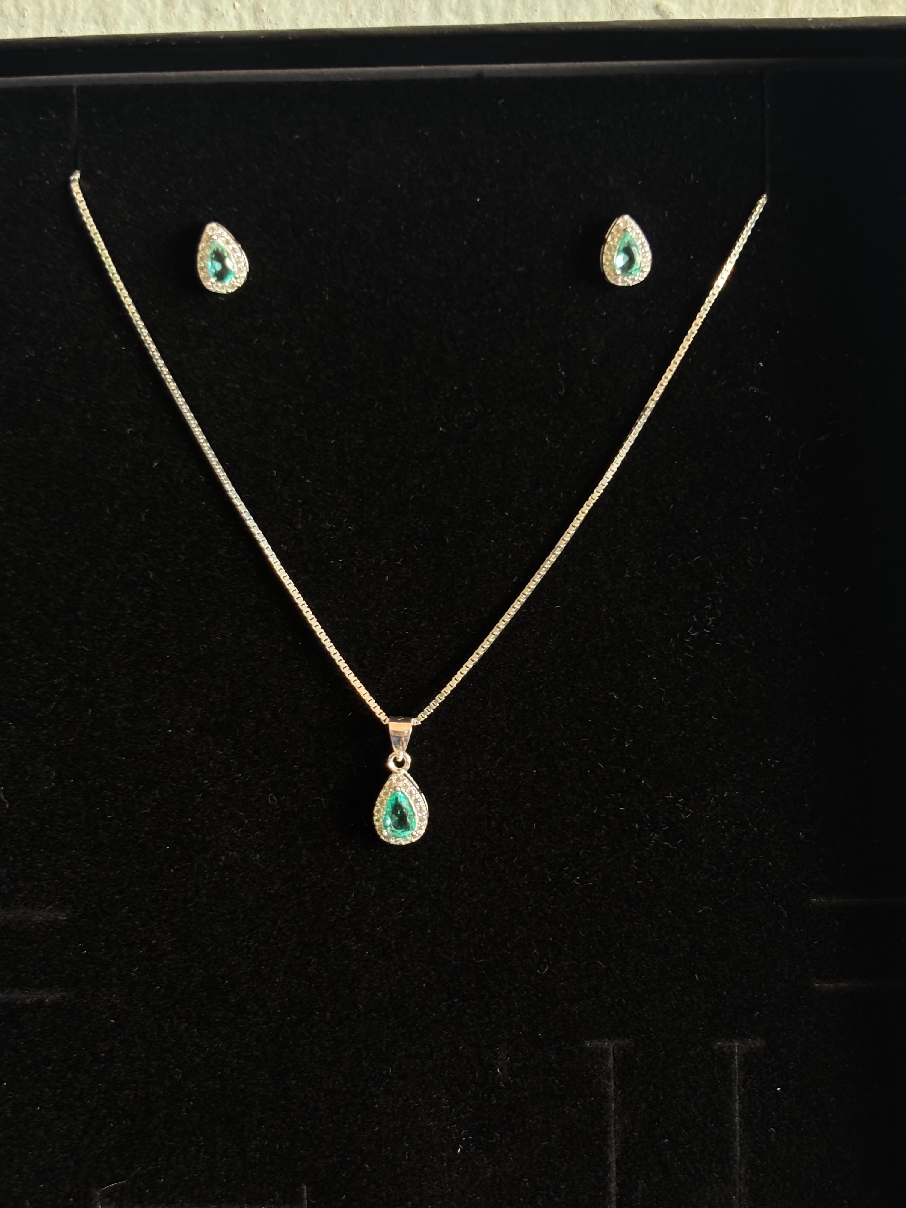 Conjunto Gota