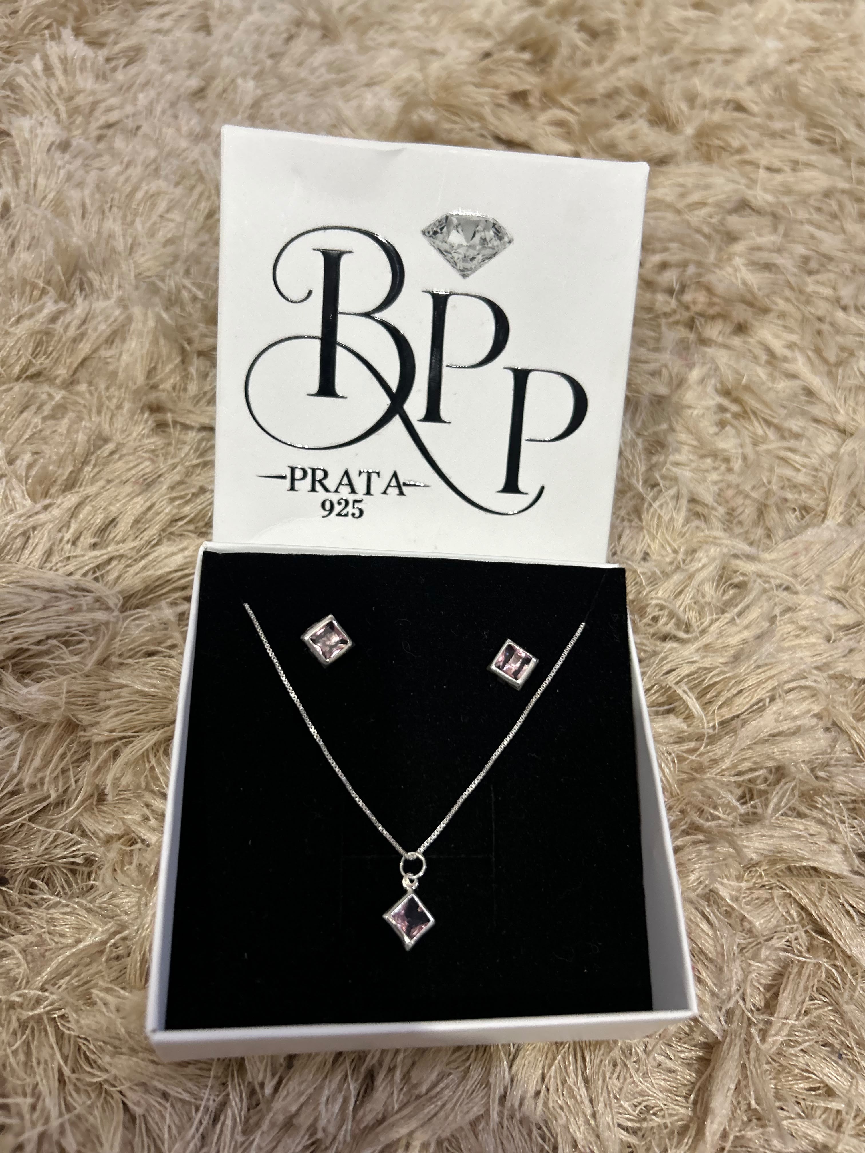 Conjunto Rosa